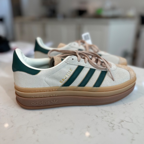 Gazelle Adidas Bold - Picture 4 of 4